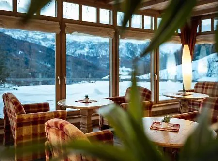 - Ciasa Rue Blanch Hotel